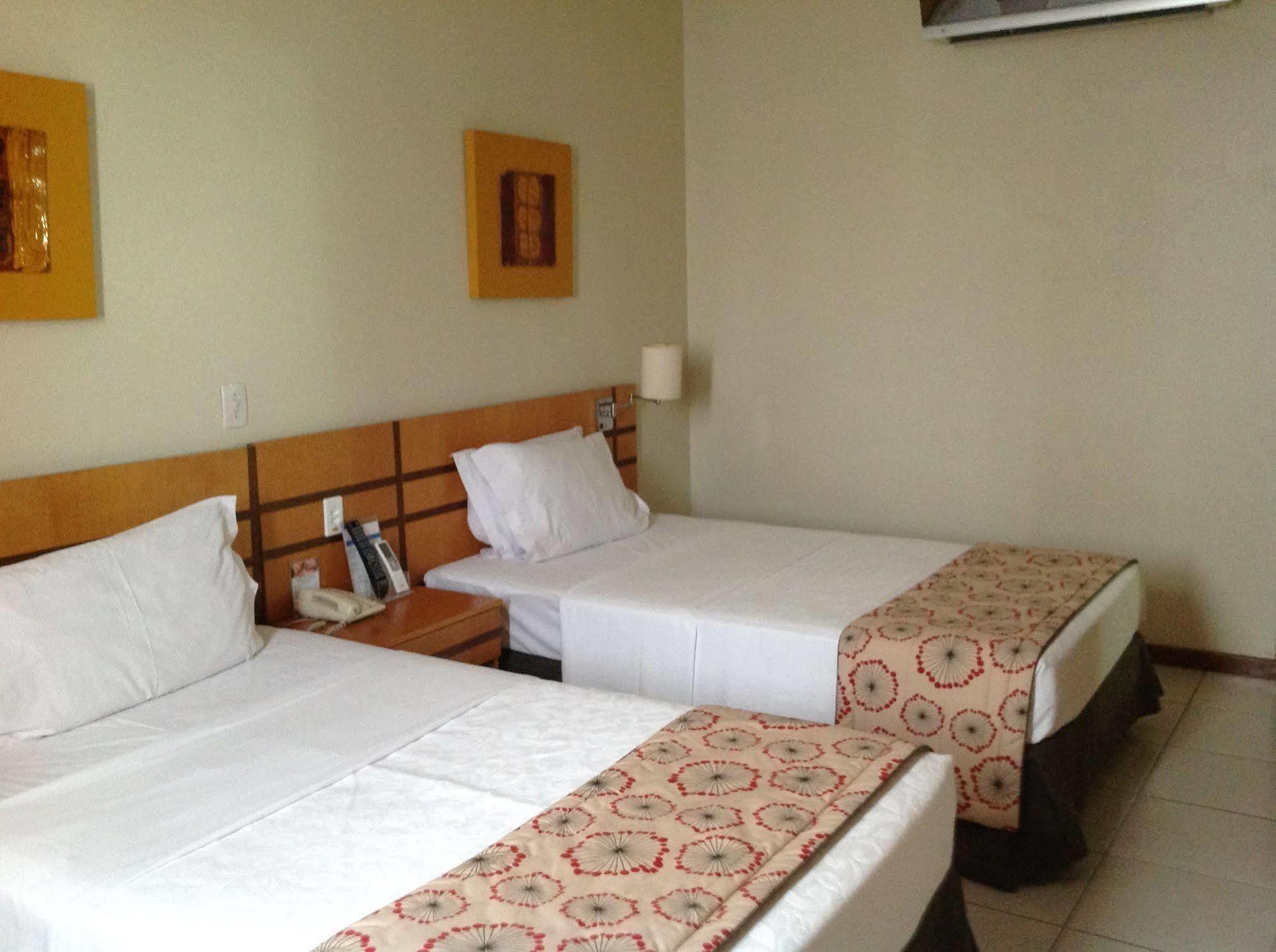Vitoria Praia Hotel Exterior foto